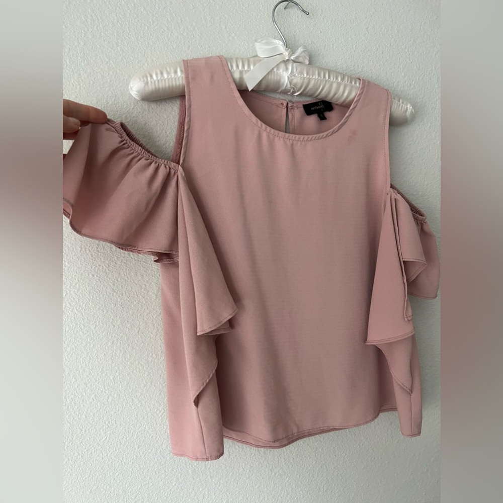 || onTWELTH || COLD SHOULDER || RUFFLE BLOUSE || - Picture 3 of 5